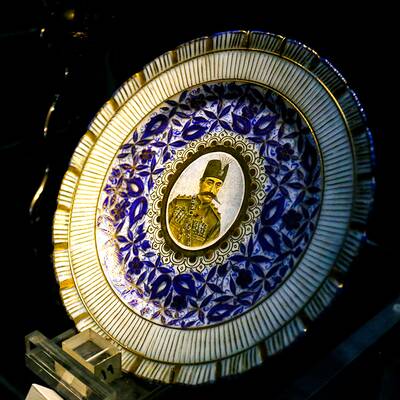 به تماشای آثار نقاش نابغه ایران بروید